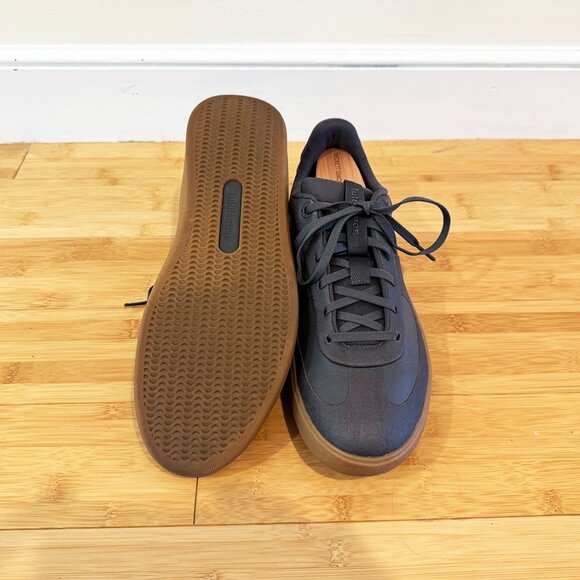 Lululemon Cityverse sneaker, Men's size 12, Grey Vegan leather with gumsole - Picture 8 of 10